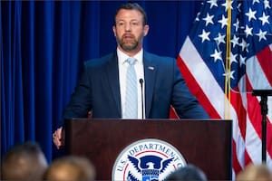 Markwayne Mullin, secretario del DHS, sobre el fin del TPS para haitianos