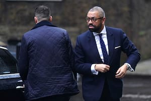 El secretario del Interior de Gran Bretaña, James Cleverly, en Londres