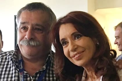 El secretario general de la Asociación del Personal Aeronáutico (APA), durante el gobierno de Alberto Fernández, con Cristina Kirchner