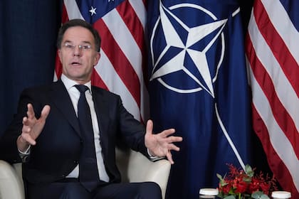 El secretario general de la NATO, Mark Rutte, durante una reunión en Davos con Donald Trump