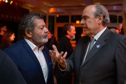 El secretario General de la Uocra, Gerardo Martínez, y el ministro de Interior de la Nación, Guillermo Francos