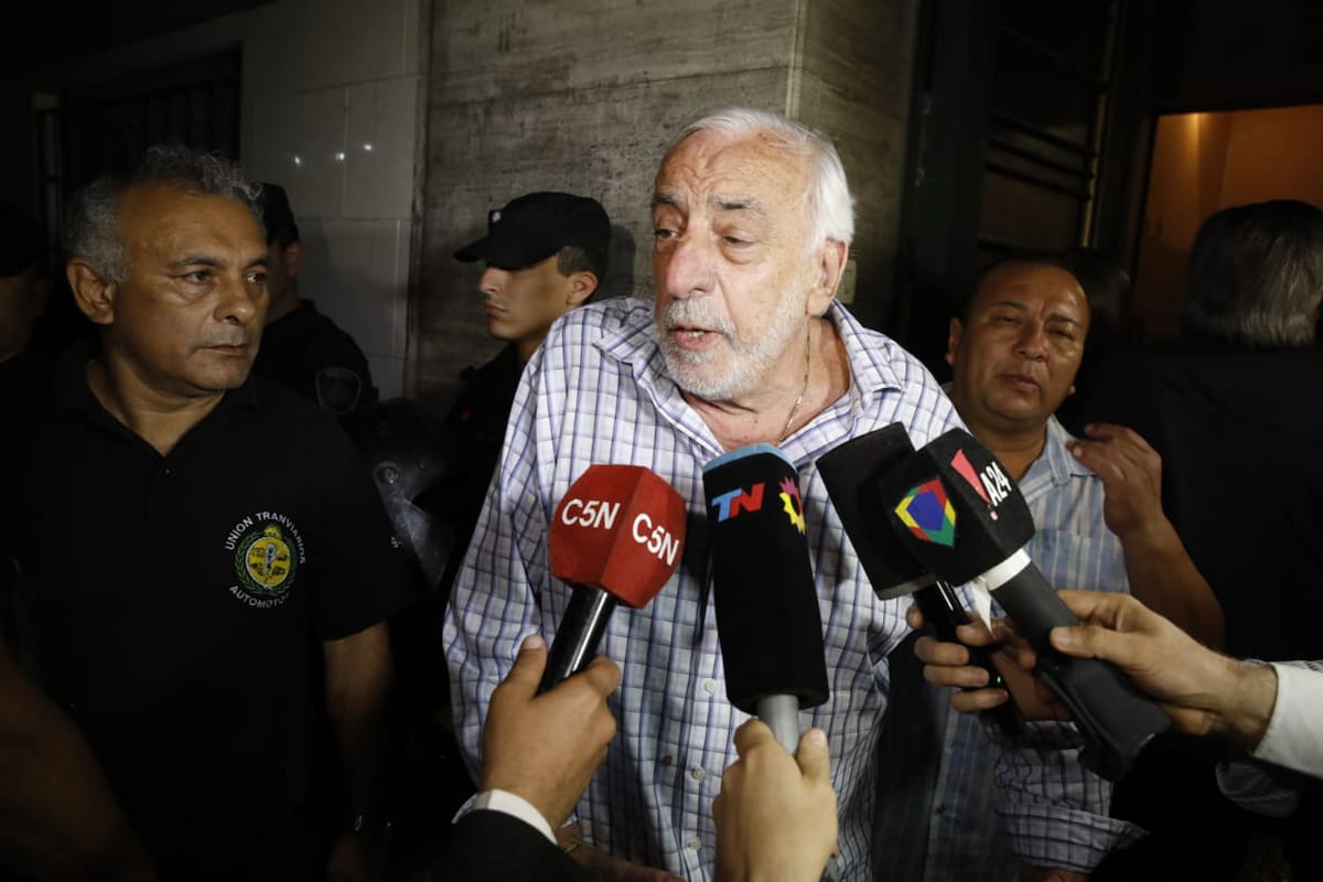 El secretario general de la UTA, Roberto Fernández