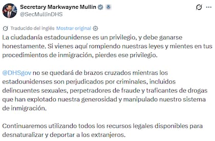 El secretario Mullin aseguró que el DHS utilizará todos los recursos disponibles para desnaturalizar a quienes manipulen el sistema de migración