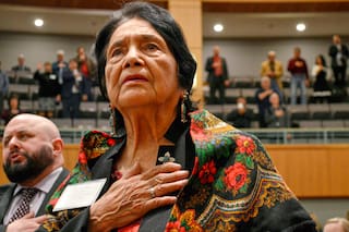 El secreto que guardó 60 años la líder sindical Dolores Huerta y la importancia de su legado