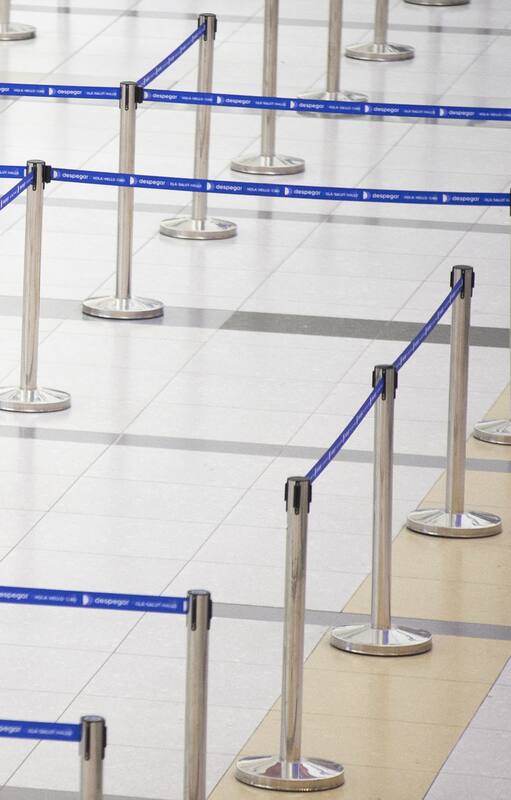 El sector de desembarcos de Ezeiza, vacío tras la llegada de los últimos vuelos de repatriación, a fines de marzo