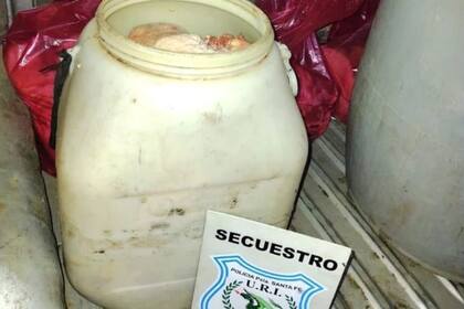 El secuestro de 16 toneladas de cortes de carne y achuras en mal estado anteayer en Santa Fe fue posible por la denuncia de un vecino