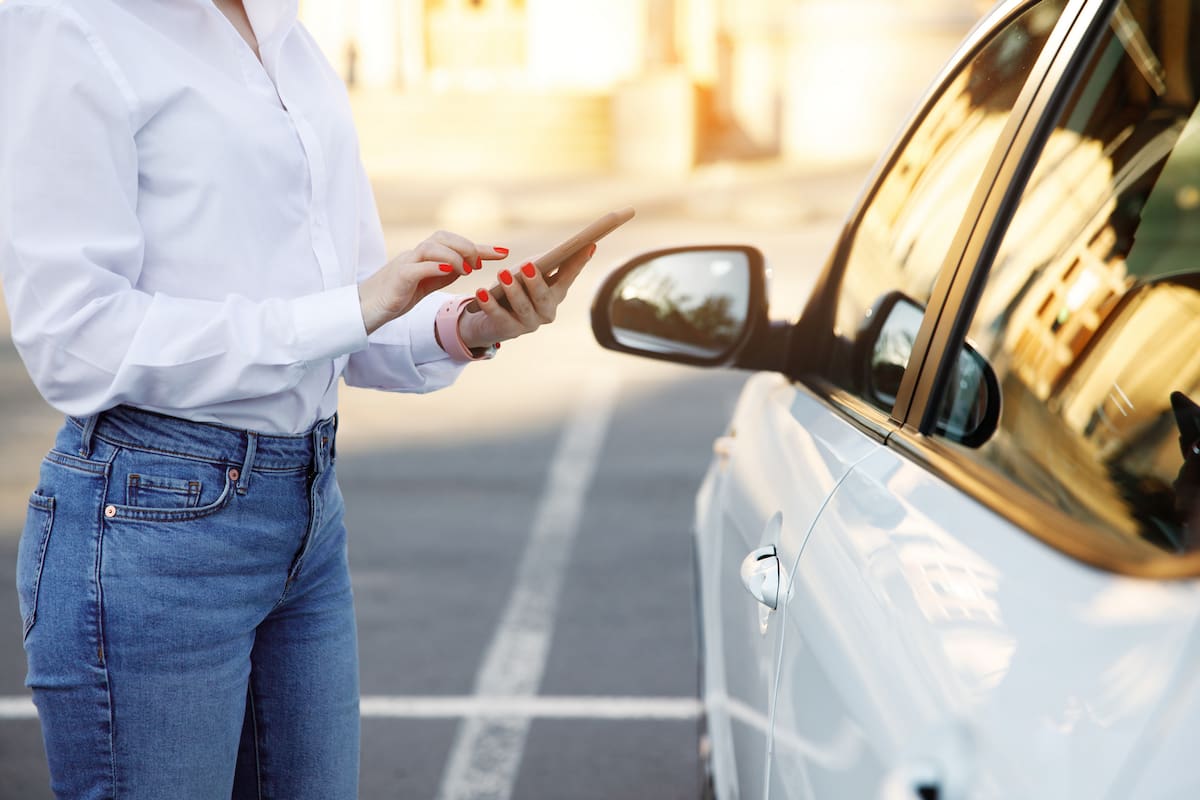 El segmento de los servicios de movilidad en la Argentina suman propuestas de vehículos cero kilómetro "all inclusive" y autos por minuto u hora de uso de la mano de plataformas como Kinto y Keko