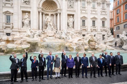 El segundo día del G20 comenzó con 15 líderes en la Fontana di Trevi