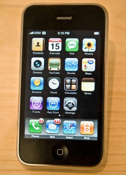 El segundo modelo de iPhone fue la presentación en sociedad de GPS, y marcó el momento en el que empezó a a convertirse en algo cotidiano para millones de personas