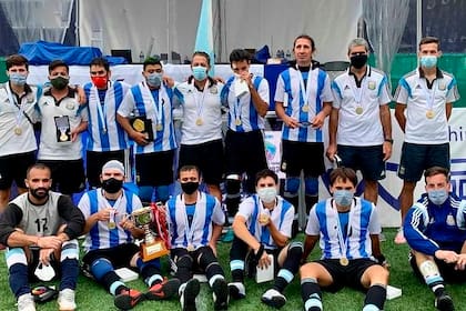 El seleccionado argentino de fútbol para ciegos, luego de su coronación en el Grand Prix de Tokio, jugado en junio de 2021