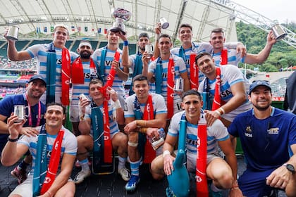 El seleccionado argentino en la entrega de premios de Hong Kong: estuvo lejos de su rendimiento habitual y solo mejoró en la jornada final