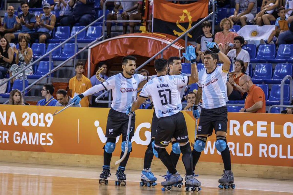 El seleccionado masculino derrotó a Francia en la semifinales y buscará su sexto título