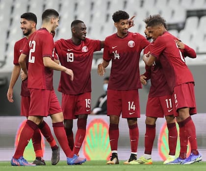 El seleccionado qatarí juega su primer Mundial gracias a que es anfitrión
