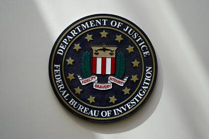 El sello del FBI en Omaha, Nebraska el 10 de agosto del 2022