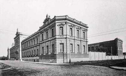 El Seminario Conciliar, emblema de Villa Devoto.