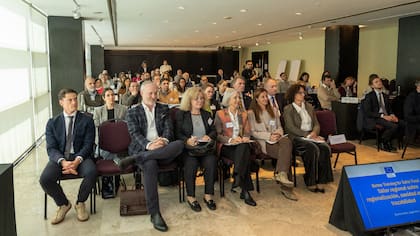 El seminario cuenta con la participación de técnicos