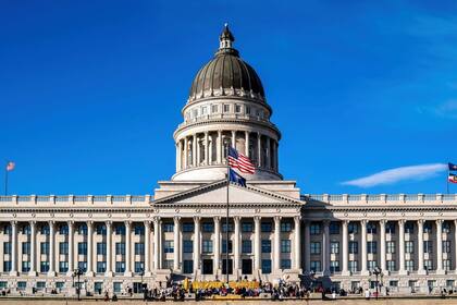 El Senado necesita apoyo bipartidista para aprobar una extensión del presupuesto