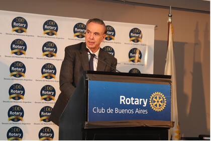 El senador acusó al exministro de Economía de no colaborar para armar un frente electoral competitivo