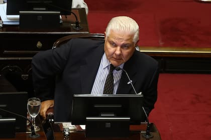 El senador Agustín Monteverde de LLA, presidente de la Comisión Bicameral