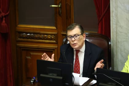 El senador Gerardo Zamora argumentó que el proyecto de Régimen Penal Juvenil tiene 35 artículos totalmente inconstitucionales.