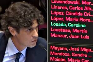 El senador nacional de la Unión Cívica Radical (UCR) Martín Lousteau fue el único legislador de bloque radical que manifestó su rechazo a la prórroga del debate por el DNU