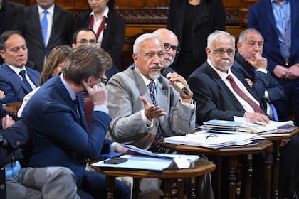 El senador salteño Juan Carlos Romero, uno de los que se opone al ingreso de Lorena Villaverde, en la comisión de Asuntos Constitucionales