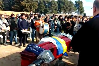 Los amigos despidieron a Facundo Astudillo Castro