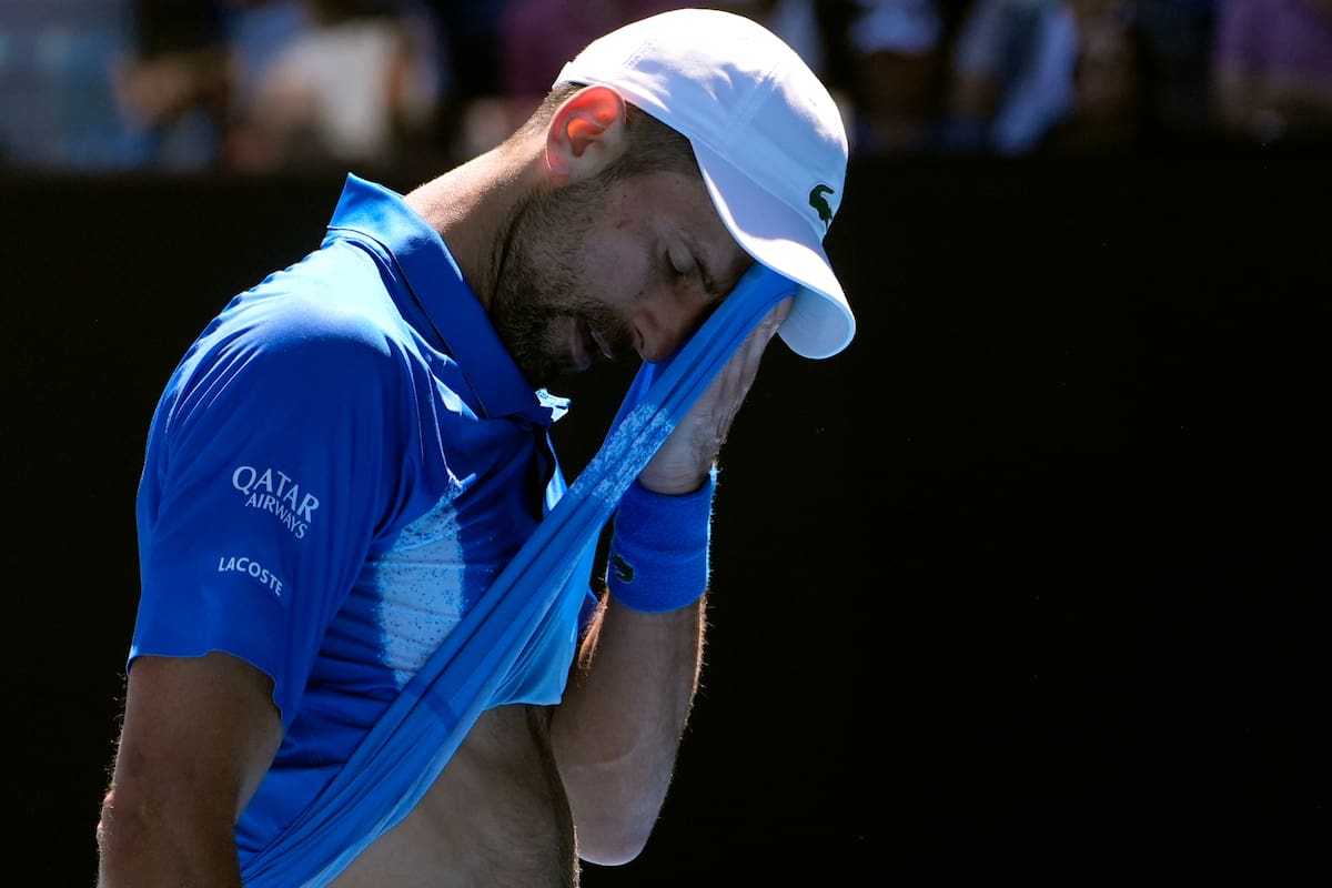 El serbio debió retirarse cuando jugaba la semifinal ante Alexander Zverev