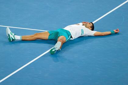 El serbio Novak Djokovic, número 1 del ranking mundial, se consagró en el Abierto de Australia al vencer al ruso Daniil Medvedev en la final.