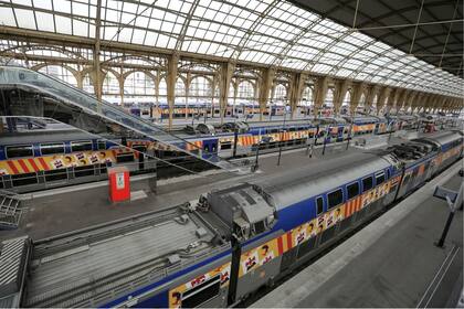 El servicio de trenes, otra vez paralizado casi por completo en Francia