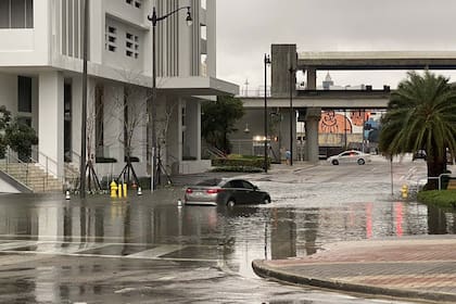 El Servicio Meteorológico Nacional advierte que valores de agua precipitable entre 2,1 y 2,3 pulgadas en la atmósfera favorecerán la formación de tormentas eléctricas el viernes por la tarde y noche