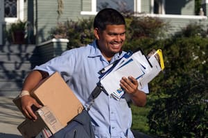 El Servicio Postal de Estados Unidos (USPS) llevó a cabo una feria de empleo en Chicago con el objetivo de contratar nuevos empleados
