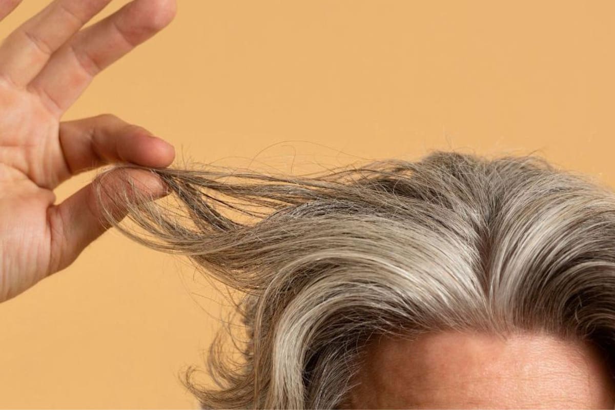 El shampoo natural para fortalecer el pelo y eliminar las canas