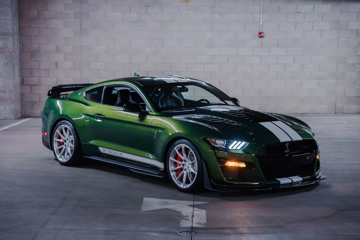 El Shelby GT500KR es una edición especial por el cumpleaños 60 de la compañía fundada por el ex piloto Carroll Shelby