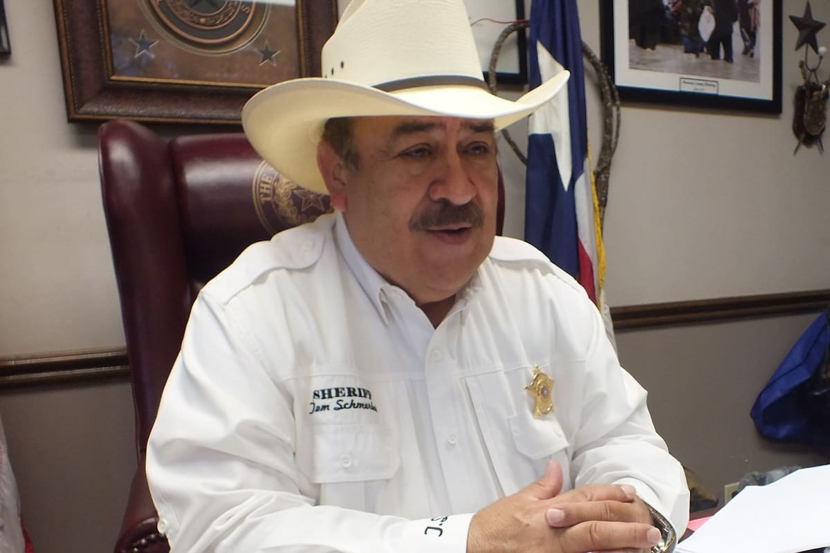 El sheriff del condado de Maverick, Tom Schmerber, está preocupado por la aplicación de la SB4