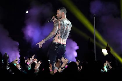 El show de Maroon 5 en el entretiempo de la final del Super Bowl 2019