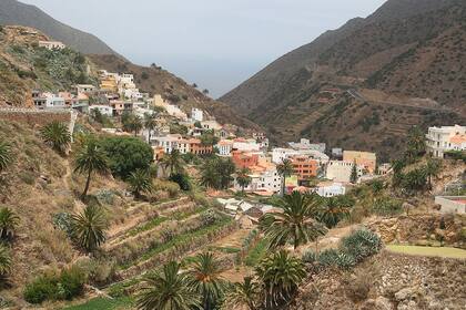 El silbo es un sistema eficiente para comunicar mensajes simples en la abrupta orografía de La Gomera