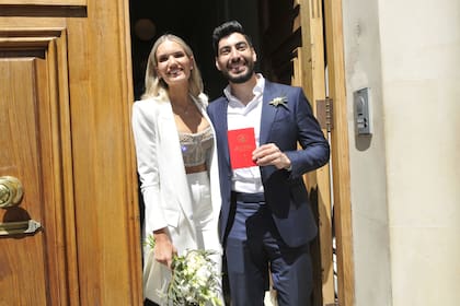 El sindicalista Facundo Moyano y la modelo Eva Bargiela se casaron en el registro civil de la calle Uruguay, en 2021; tres años después se separaron