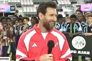 Leo Messi hizo reír a todos al inaugurar la Messi Cup: “La hice re larga, ¿no?”