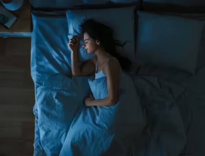 El síntoma nocturno que puede indicar inicio de cáncer de huesos, de hígado o leucemia