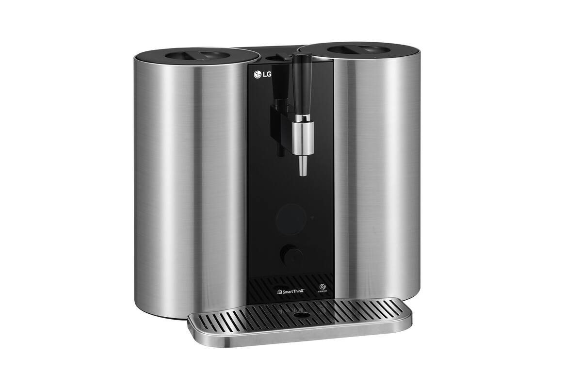 El sistema asegura una calidad de bebida artesanal mediante un proceso que permite fabricar cinco litros de cerveza en dos semanas