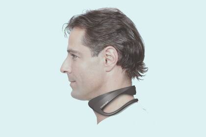 El sistema Cómodo Gear de Fujitsu ofrece enfriar la arteria carótida para reducir la temperatura corporal de las personas que trabajan en entornos calurosos al aire libre