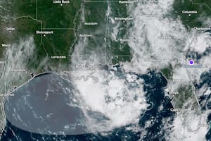 El sistema de baja presión frente a Florida tiene 10% de probabilidad de convertirse en depresión tropical