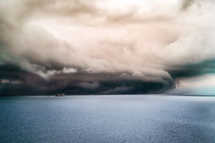 El sistema de denominación de tormentas funciona mediante listas rotativas administradas por la OMM.