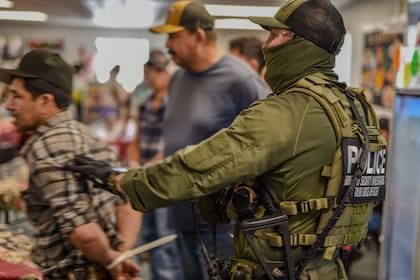 El Sistema de Localización de Detenidos permite conocer dónde se encuentran los migrantes que fueron arrestados por agentes federales