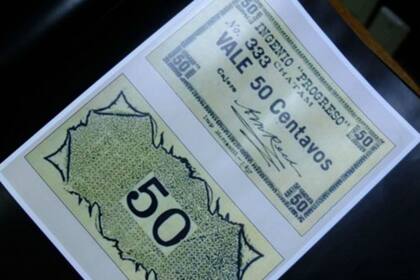 El sistema de pago en la isla era una moneda creada por el propio Cobos.