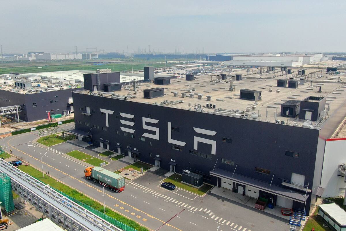 El sistema industrial de Tesla abraza lo que en Silicon Valley se conoce como “full stack”: internalizar todos los aspectos de la producción y por lo tanto todas las ganancias.