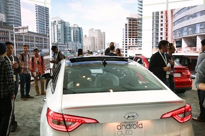 El sistema operativo móvil de Google también busca meterse en el panel de control de los automóviles