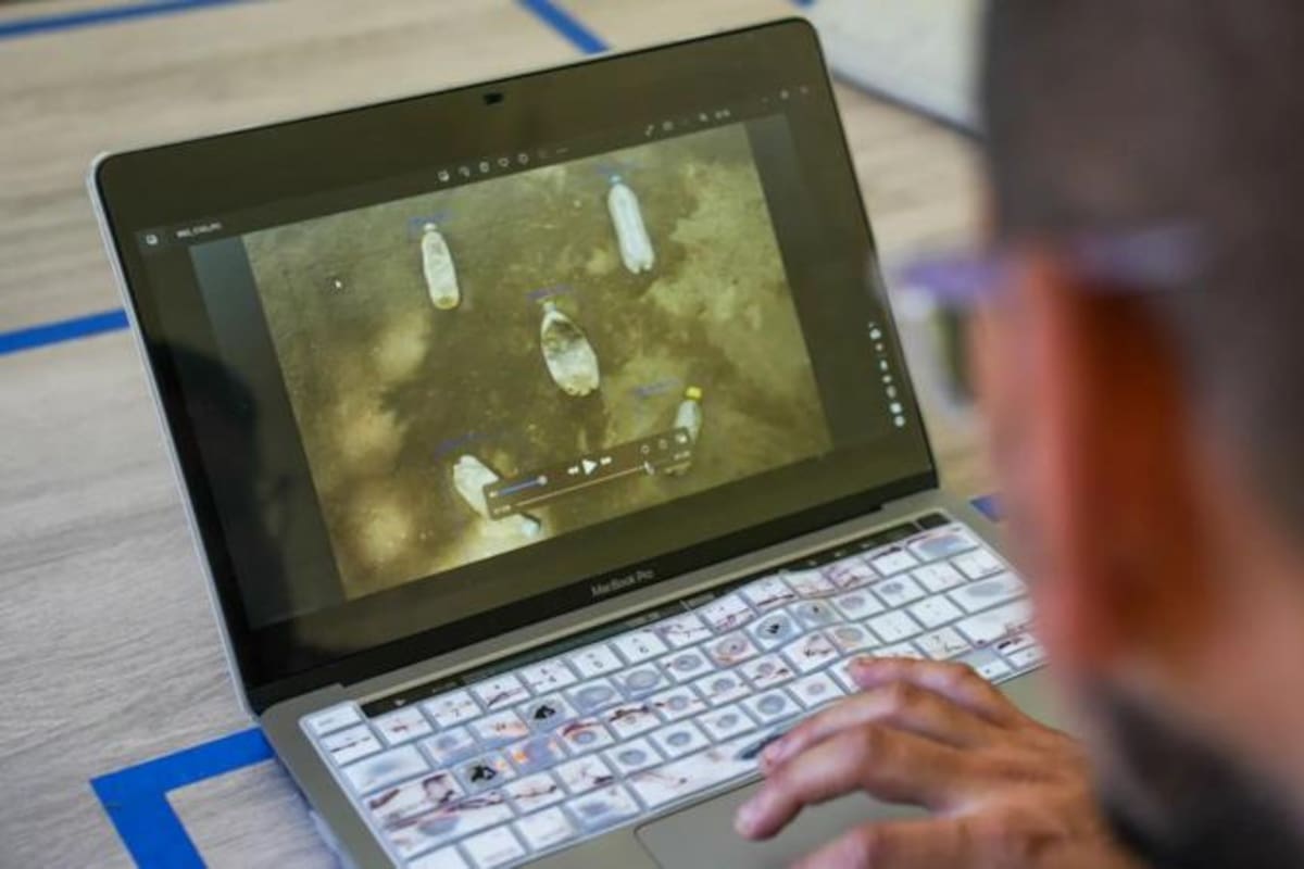 El sistema permite recolectar unas 80 toneladas de residuos plásticos de los ríos ecuatorianos