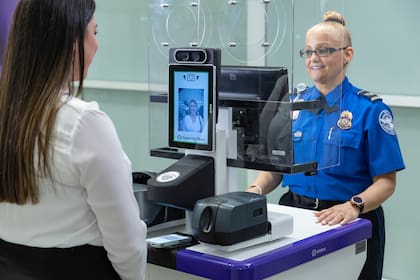 El sistema Touchless ID de la TSA está disponible en 15 aeropuertos de Estados Unidos con ciertas aerolíneas